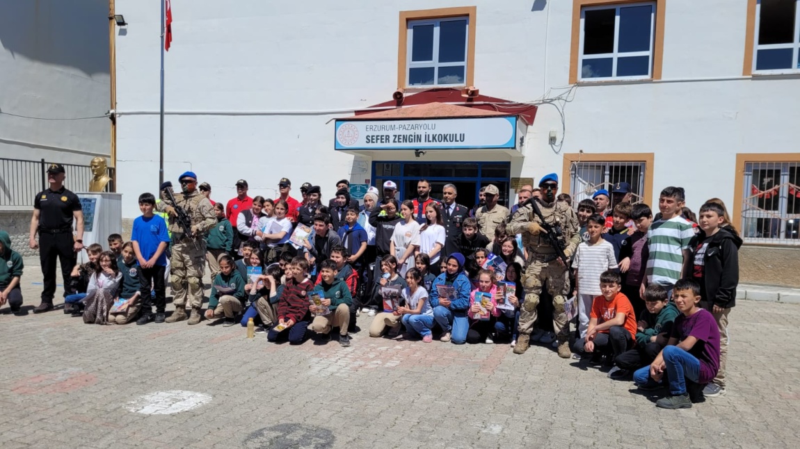 İL JANDARMA EKİPLERİNCE EKİPMAN TANITIMI YAPILDI.